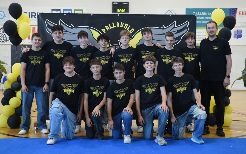 Under 17 maschile nera